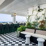 Apart-hotel Liv Urban 4*