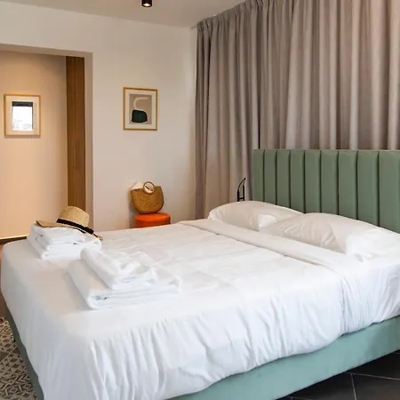 Aparthotel Liv Urban Larnaca