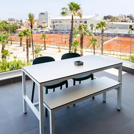 Liv Urban Apartahotel Lárnaca