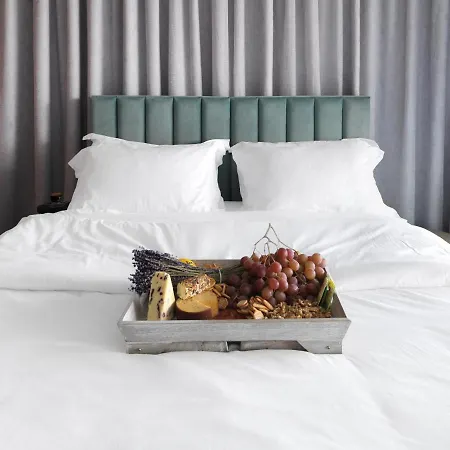 Liv Urban 4* Lárnaca