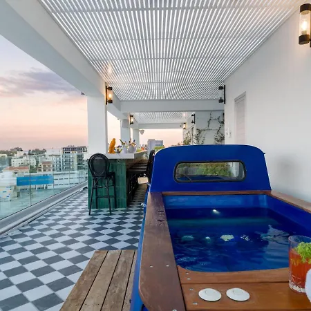 Apartahotel Liv Urban 4*