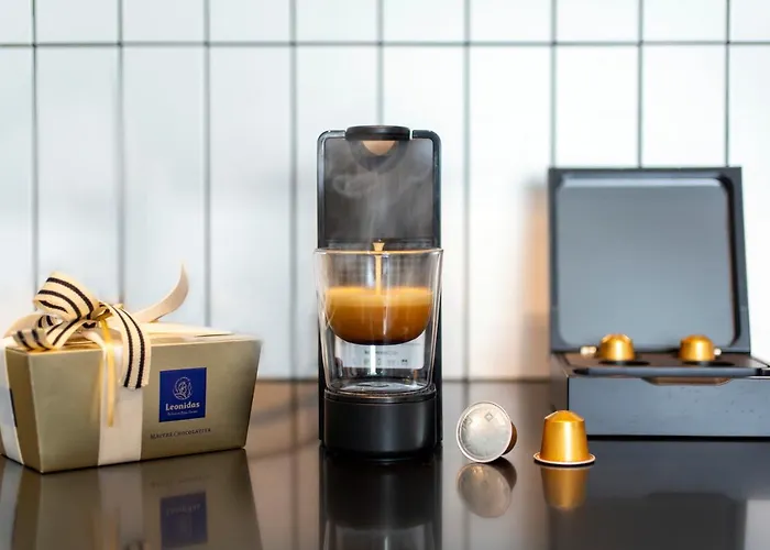 Liv Urban 4* Ларнака