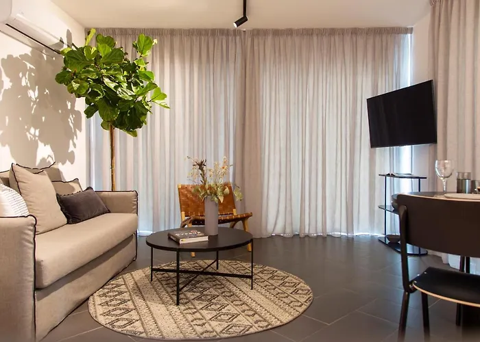 Liv Urban Aparthotel