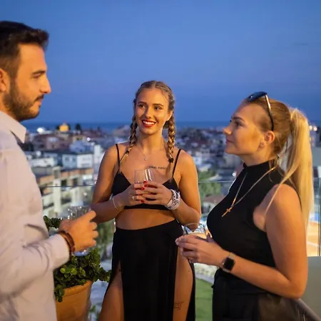 Apart Otel Liv Urban 4*